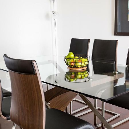 Altitude Suites Bay Street - Holiday Bonus - Free Parking Toronto Kültér fotó