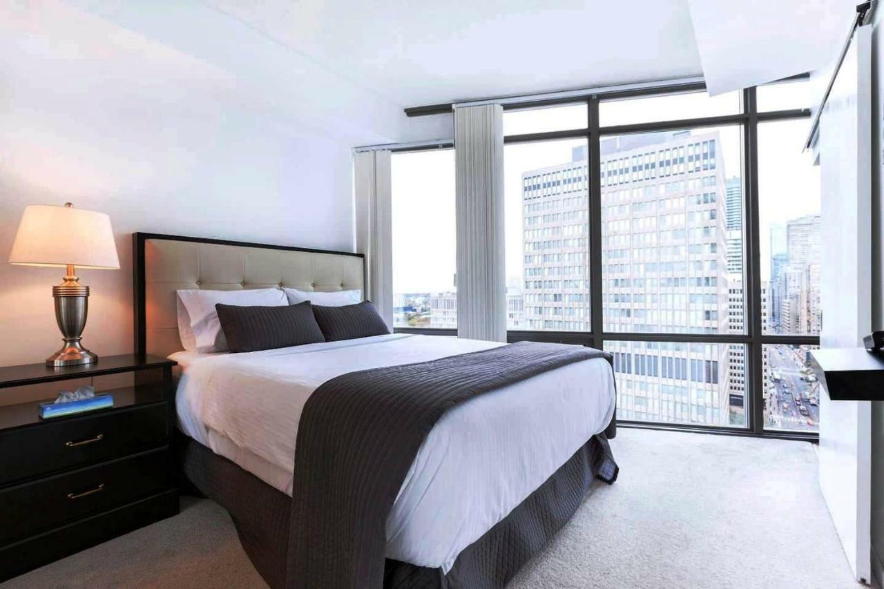 Altitude Suites Bay Street - Holiday Bonus - Free Parking Toronto Kültér fotó