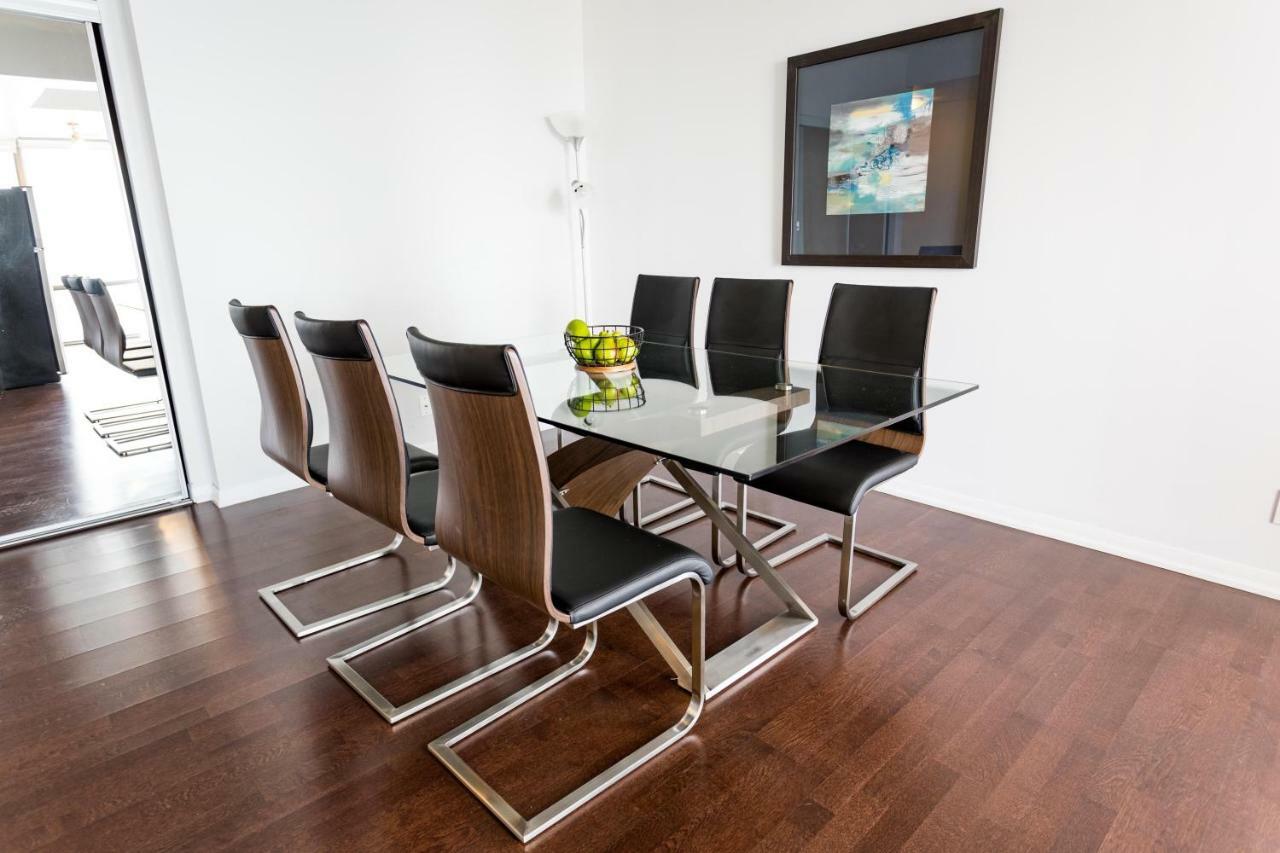Altitude Suites Bay Street - Holiday Bonus - Free Parking Toronto Kültér fotó