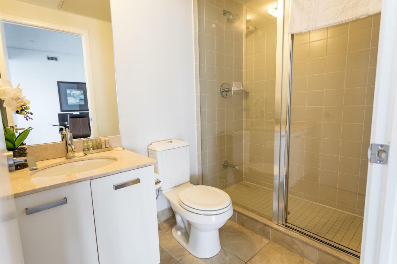 Altitude Suites Bay Street - Holiday Bonus - Free Parking Toronto Kültér fotó