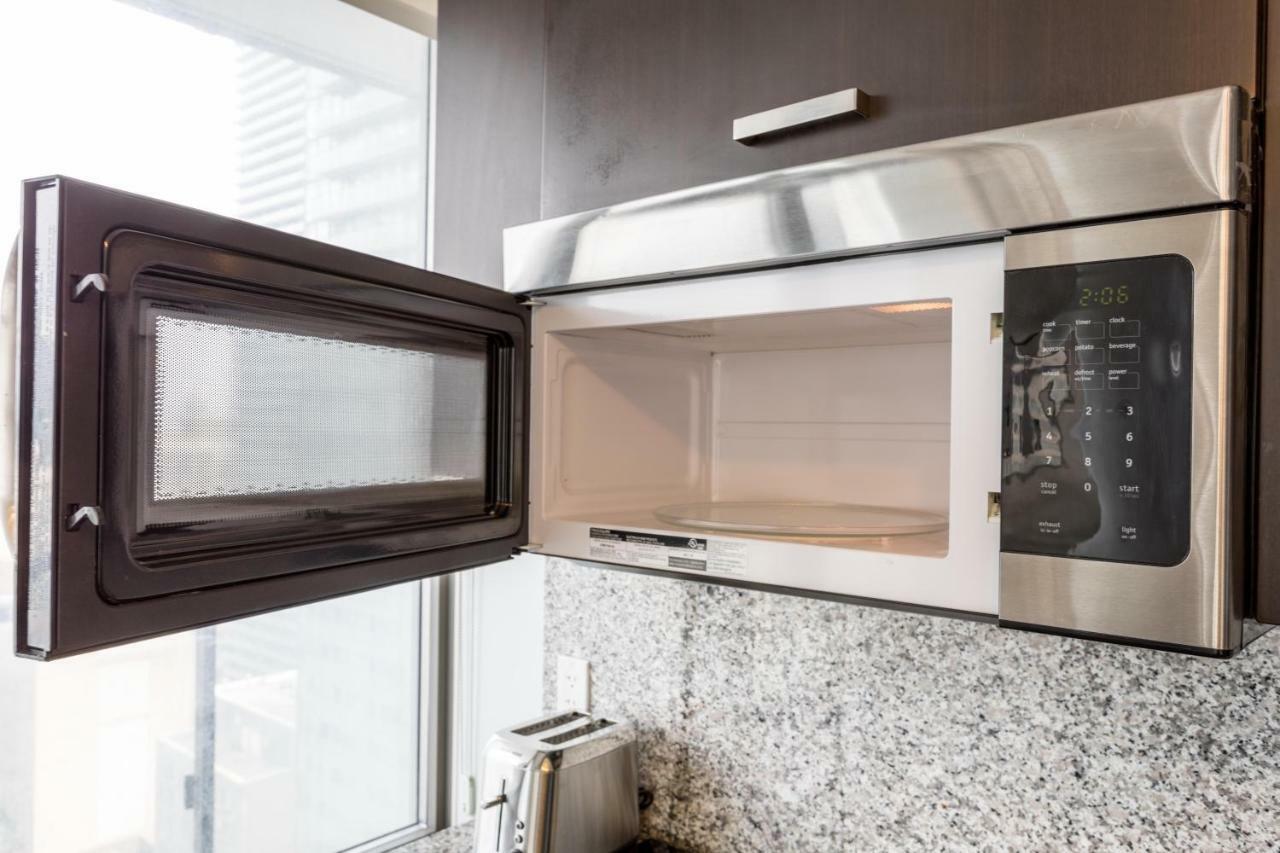 Altitude Suites Bay Street - Holiday Bonus - Free Parking Toronto Kültér fotó