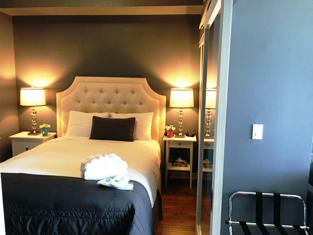 Altitude Suites Bay Street - Holiday Bonus - Free Parking Toronto Kültér fotó